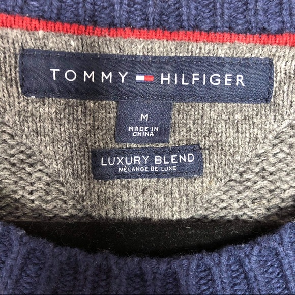 Tommy Hilfiger sweater - Picture 2 of 4